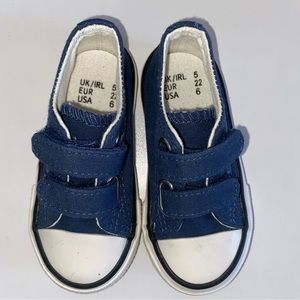 Primark canvas sneakers size 6c